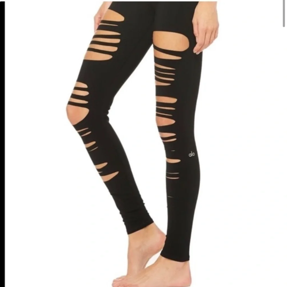 ALO warrior extreme ripped leggings black M
